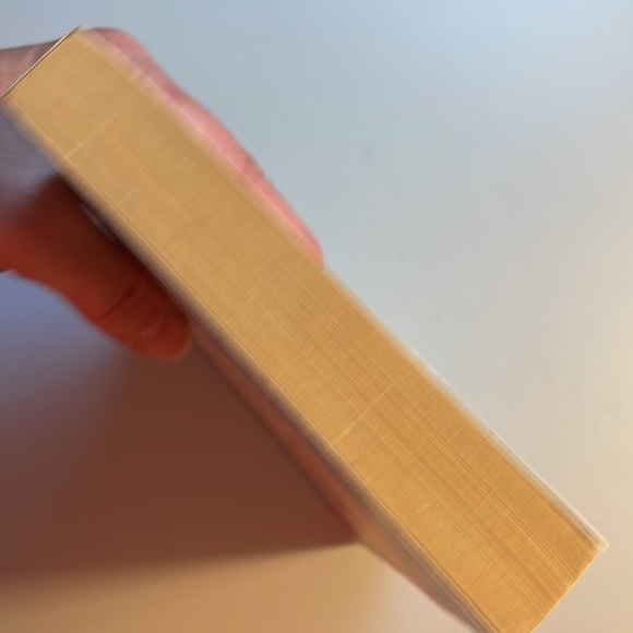 📚2/$6 A Swiftly Tilting Planet #3 in the Time Quintet Series - Picture 5 of 12